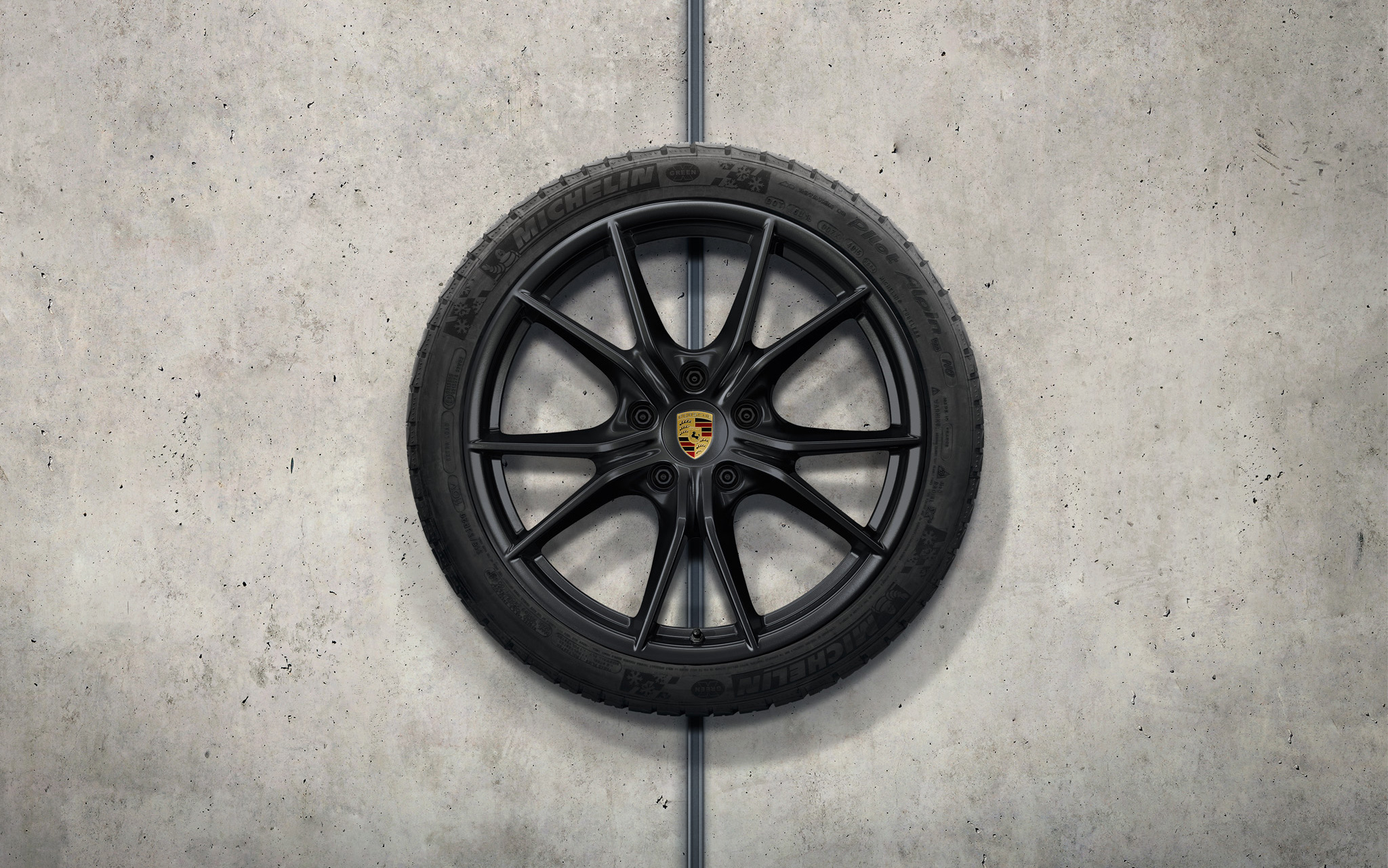 Porsche 98204460010 - Ensemble de roues hiver Carrera S 20 pouces peintes en Noir (finition satinée)