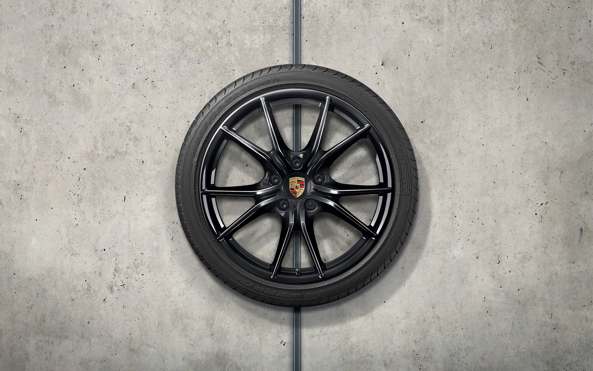 Porsche 98204460206 - Ensemble de roues été Carrera S 20 pouces peintes en Noir (finition brillante)